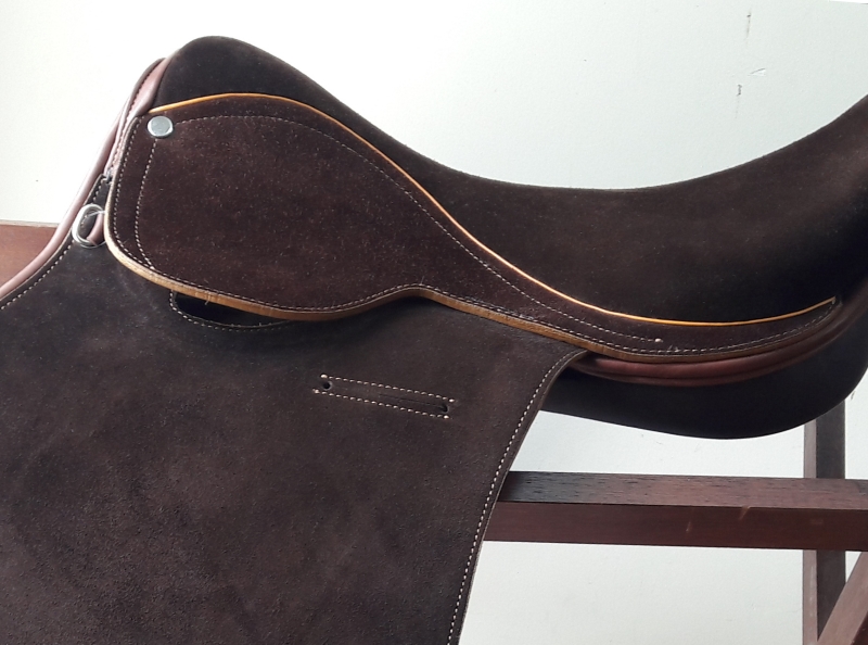 saddle_polo_Conqueror_detail2